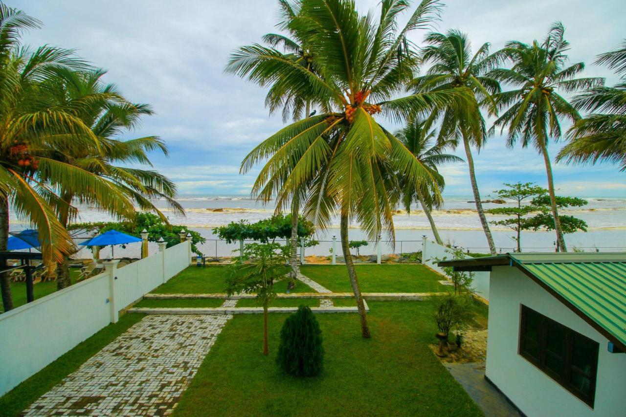 Onaro Beach View Матара Екстериор снимка